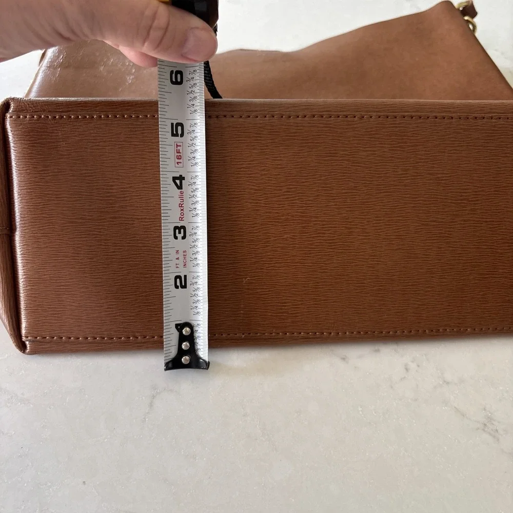 Lauren Ralph Lauren Newbury Pocket Hobo Handbag Satchel Brown Leather RLL